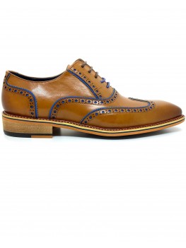 Justin Reess Corey Lace up Brogues In Tan 