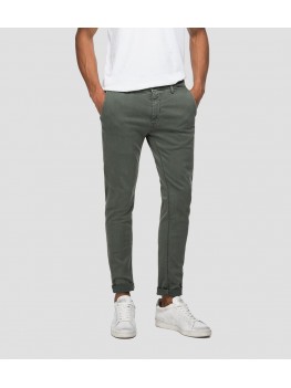 Replay  Slim fit Zeumar Hyperchino Color X.L.I.T.E. jeans  In Military Green M9627L.000.8366197