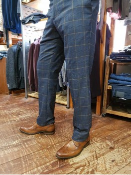 Marc Darcy 'Jenson' - Navy & Tan Check Trousers